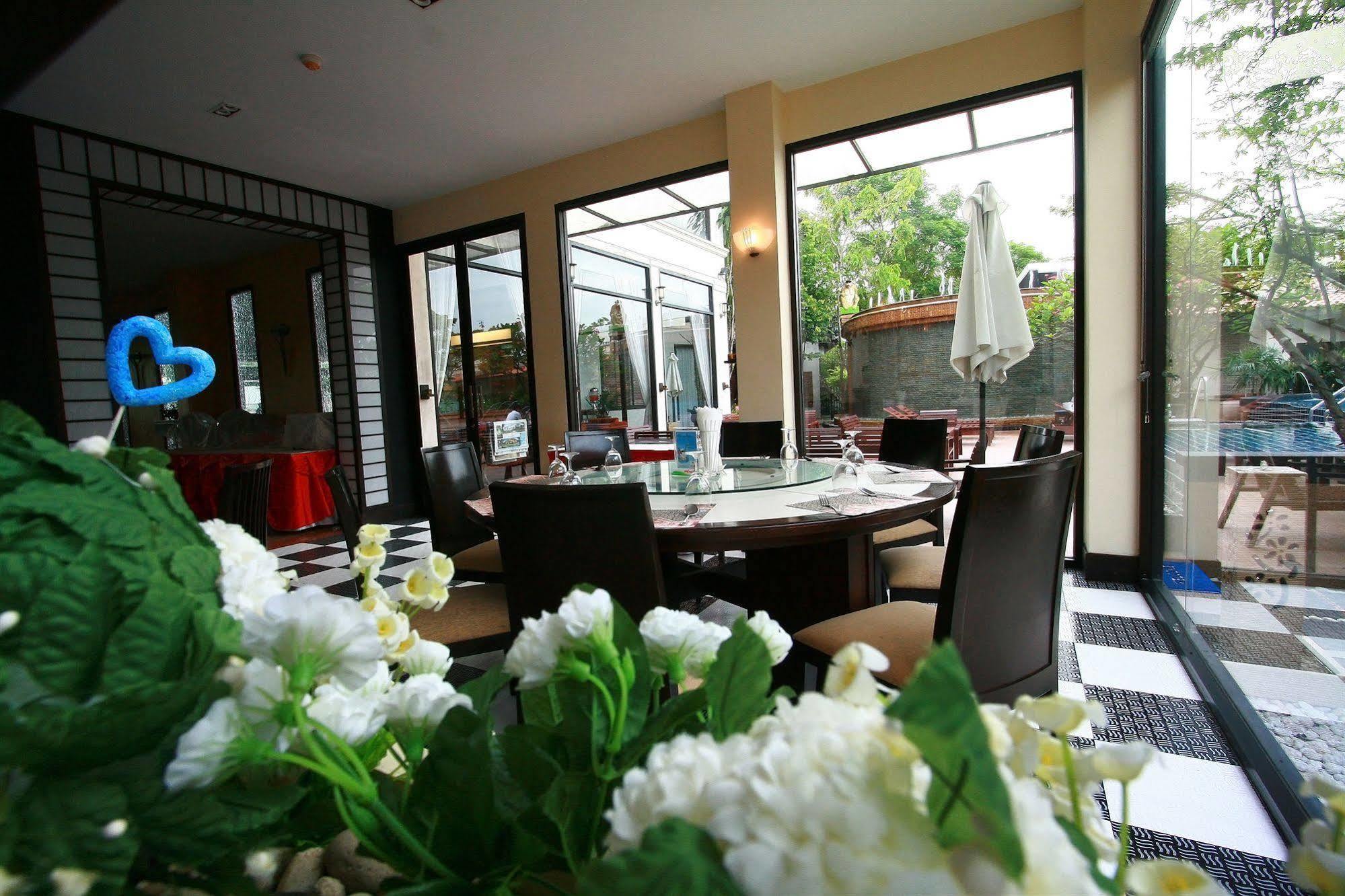 Siam Society Hotel And Resort 방콕 외부 사진